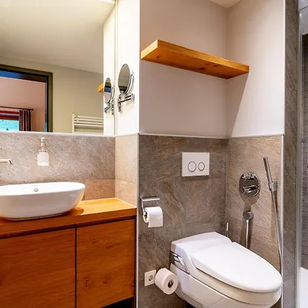 Laurus Apart-hotel
