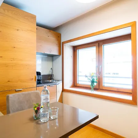 Apart-hotel Laurus